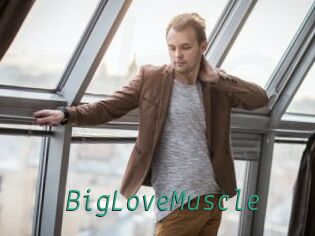 BigLoveMuscle Gay Home Pictures