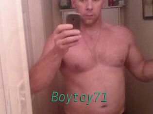 Boytoy71 Gay Home Pictures