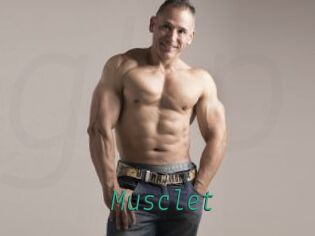 Musclet Gay Home Pictures