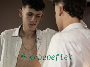 mikebeneflek Gay Home Pictures
