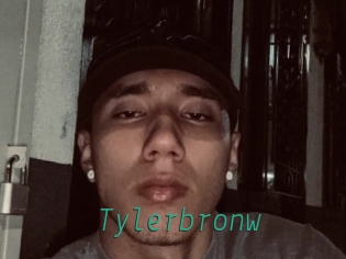 tylerbronw Gay Home Pictures